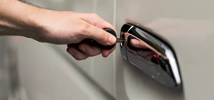 Why Choose Our Auto Locksmith Team in Bellevue, NE?